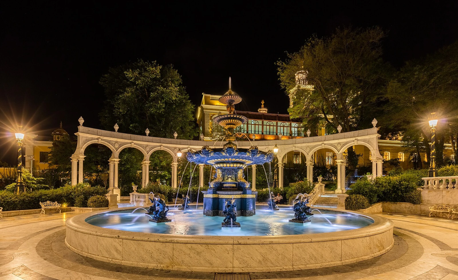 Fuente en Baku, Azerbaiyán, 2016-09-26, DD 227-229 HDR.jpg