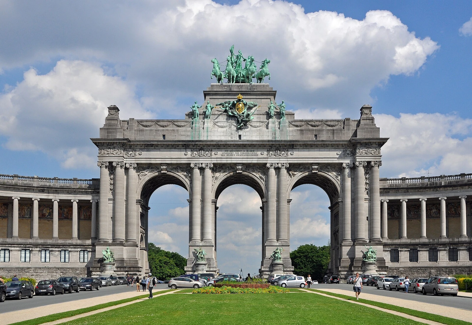 Brussels Cinquantenaire R03.jpg