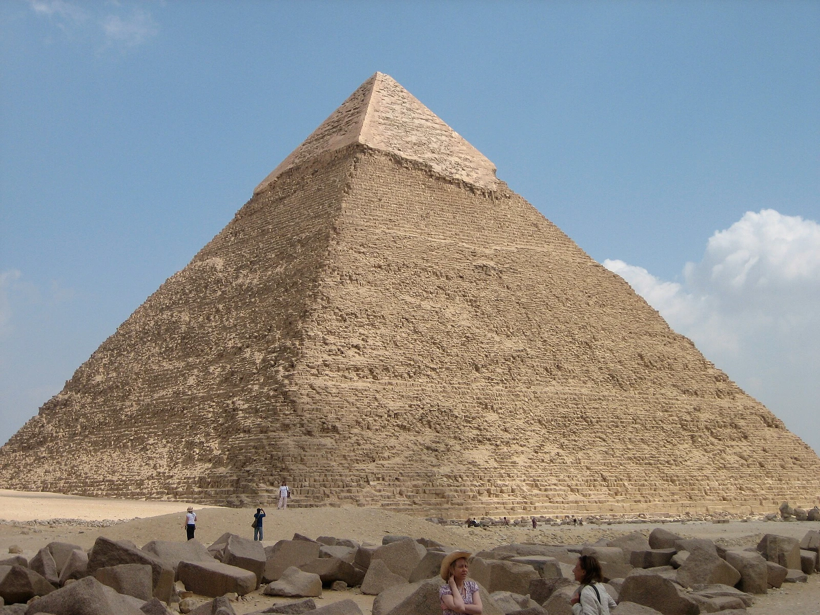 Khafre's Pyramid, Giza.jpg