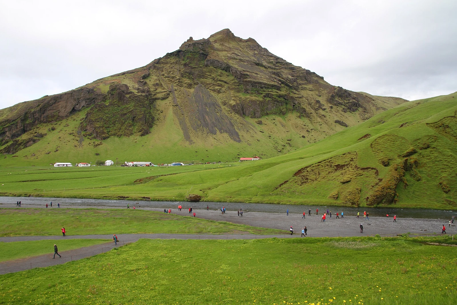 Skogafoss-29-2018-gje.jpg