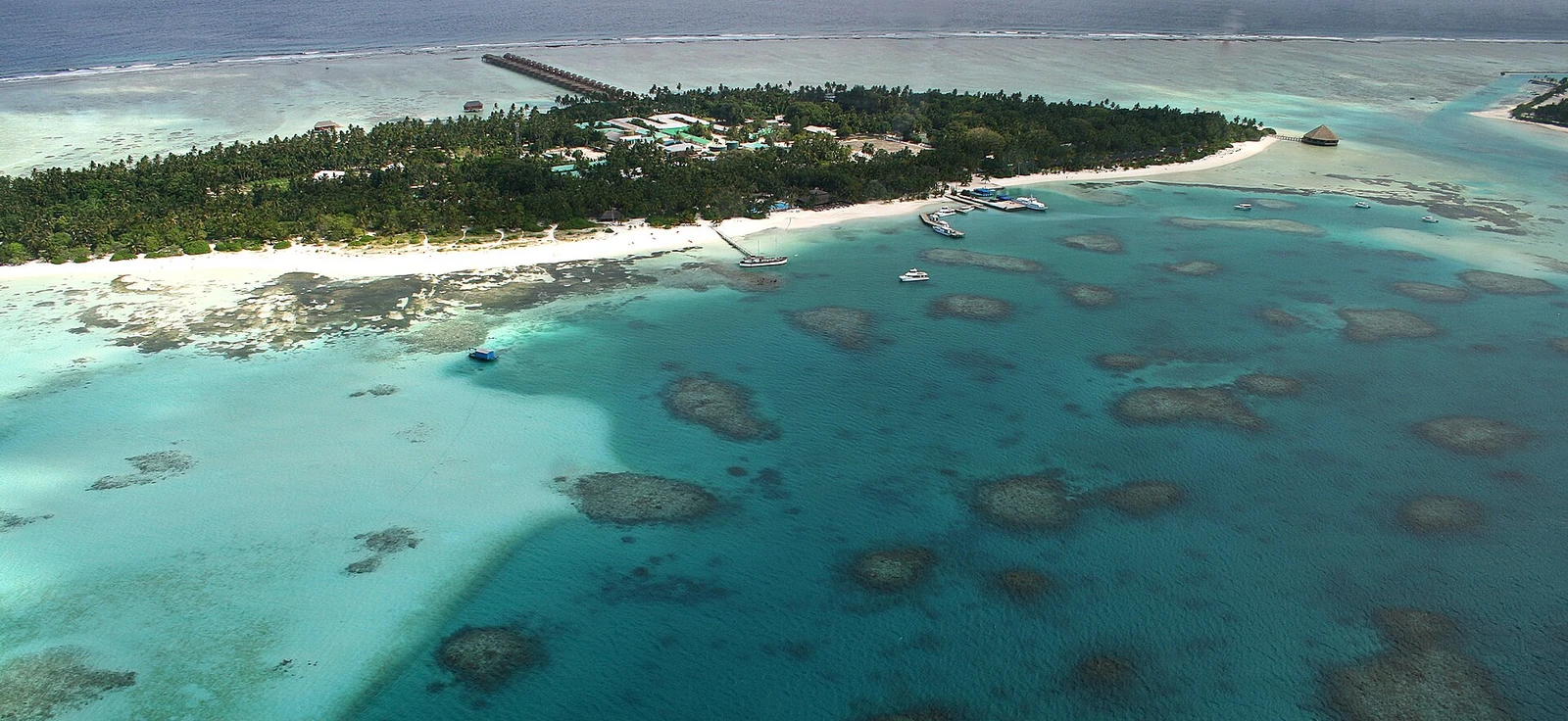 Tourist Resort, Maldives.jpg