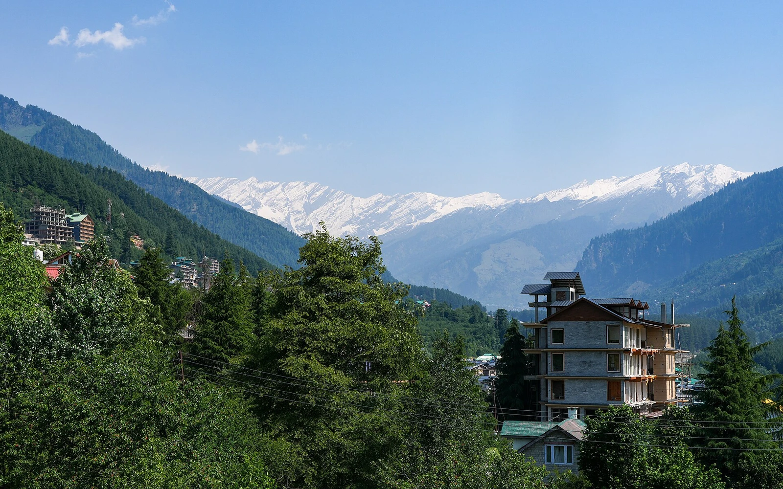 Snow Rohtang Range Manali May24 A7CR 00128.jpg