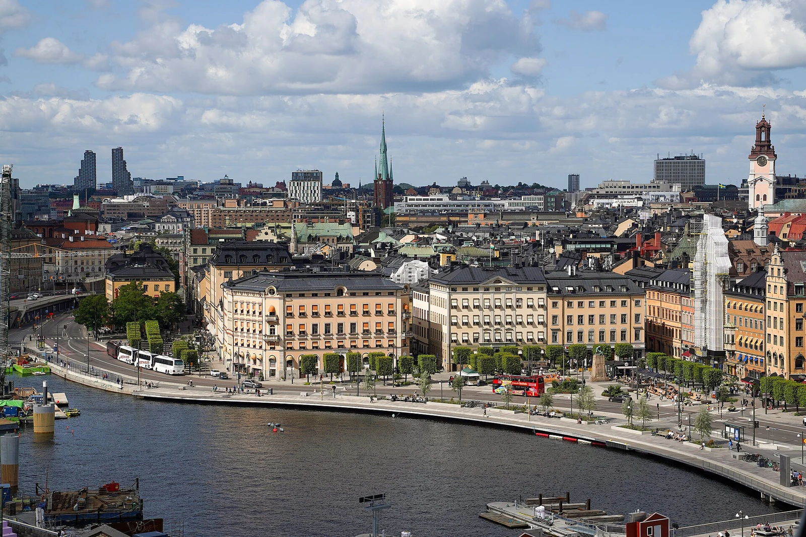 Munkbroleden with Kornhamstorg at Gamla Stan, Stockholm, Sweden 01.jpg